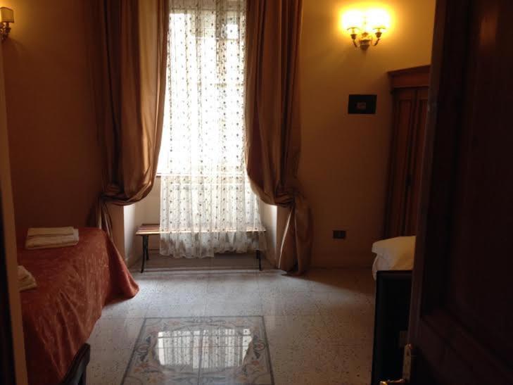 Maison De Marta Rome Kamer foto