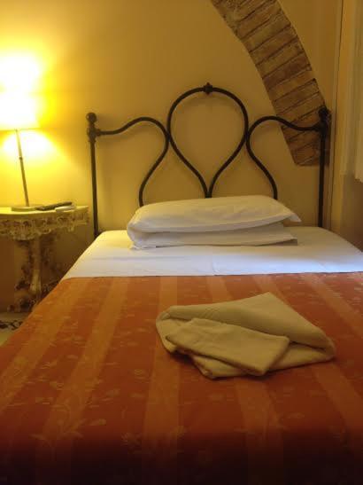 Maison De Marta Rome Kamer foto