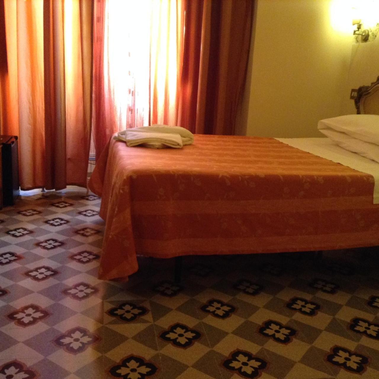 Maison De Marta Rome Kamer foto